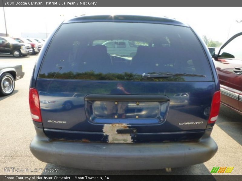 Patriot Blue Pearl / Mist Grey 2000 Dodge Caravan