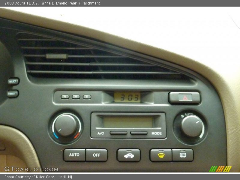 White Diamond Pearl / Parchment 2003 Acura TL 3.2