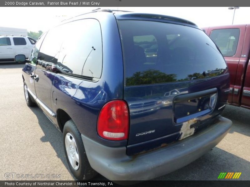Patriot Blue Pearl / Mist Grey 2000 Dodge Caravan