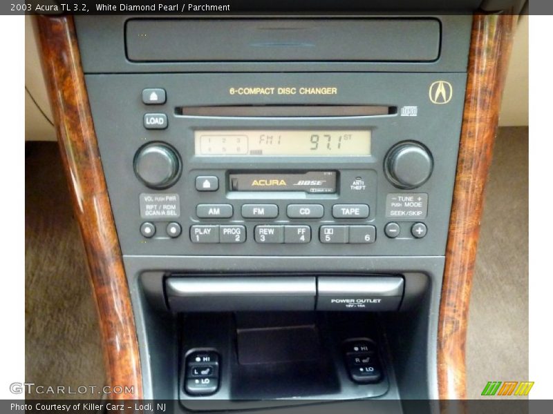 White Diamond Pearl / Parchment 2003 Acura TL 3.2