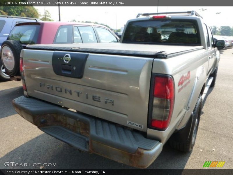 Sand Dune Metallic / Gray 2004 Nissan Frontier XE V6 Crew Cab 4x4