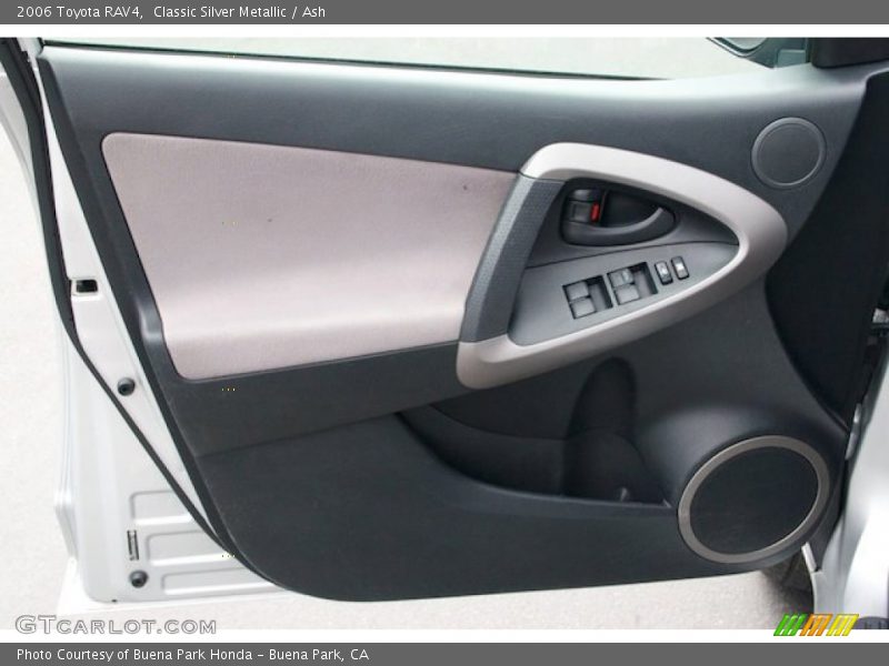 Classic Silver Metallic / Ash 2006 Toyota RAV4