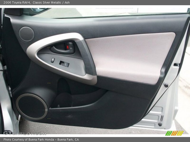 Classic Silver Metallic / Ash 2006 Toyota RAV4