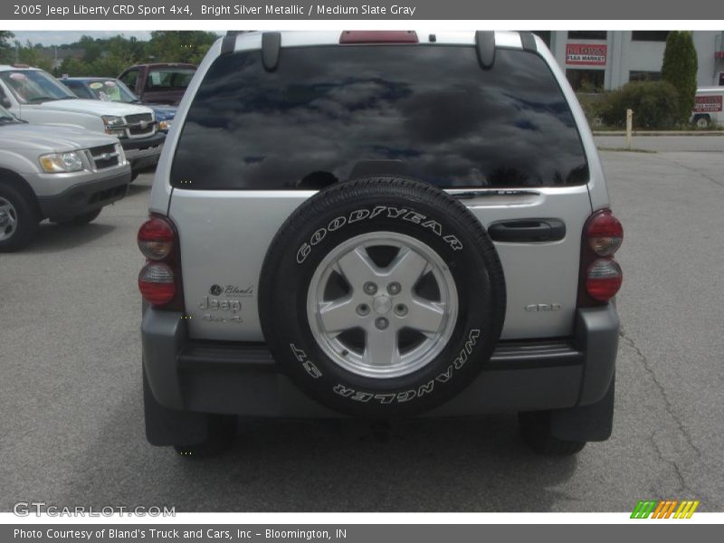 Bright Silver Metallic / Medium Slate Gray 2005 Jeep Liberty CRD Sport 4x4