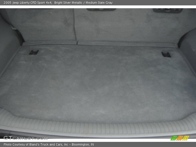 Bright Silver Metallic / Medium Slate Gray 2005 Jeep Liberty CRD Sport 4x4