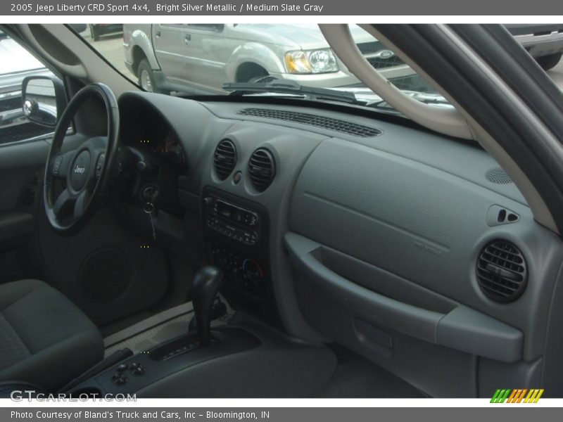Bright Silver Metallic / Medium Slate Gray 2005 Jeep Liberty CRD Sport 4x4
