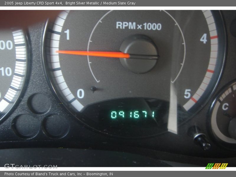 Bright Silver Metallic / Medium Slate Gray 2005 Jeep Liberty CRD Sport 4x4