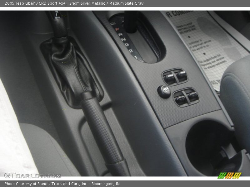 Bright Silver Metallic / Medium Slate Gray 2005 Jeep Liberty CRD Sport 4x4