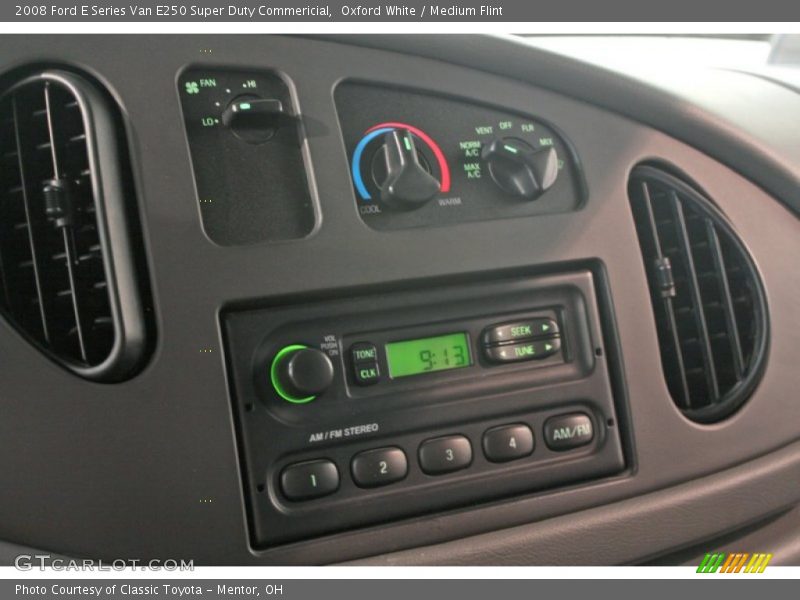 Oxford White / Medium Flint 2008 Ford E Series Van E250 Super Duty Commericial