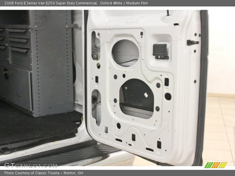 Oxford White / Medium Flint 2008 Ford E Series Van E250 Super Duty Commericial