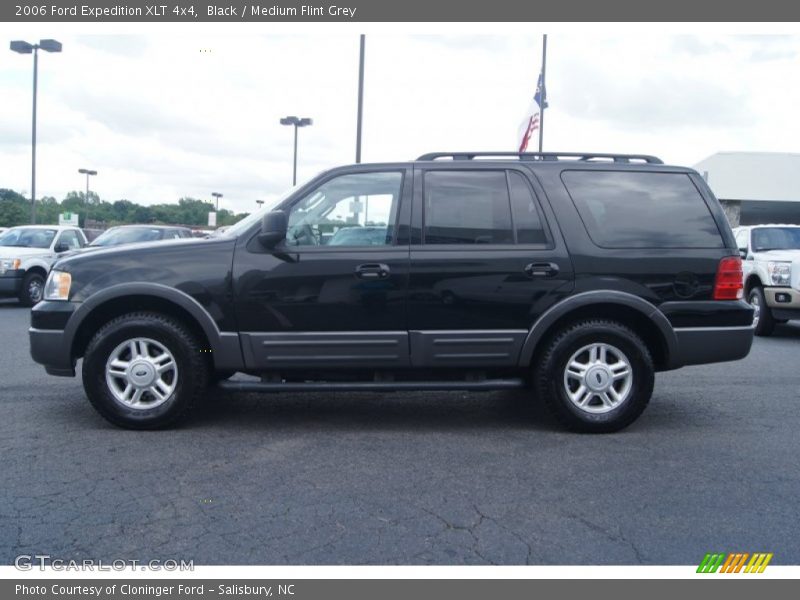 Black / Medium Flint Grey 2006 Ford Expedition XLT 4x4