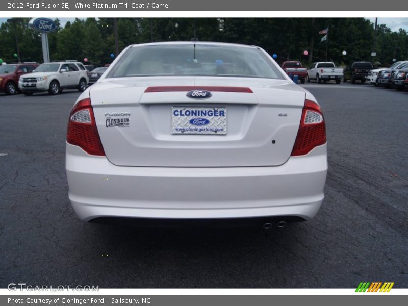 White Platinum Tri-Coat / Camel 2012 Ford Fusion SE
