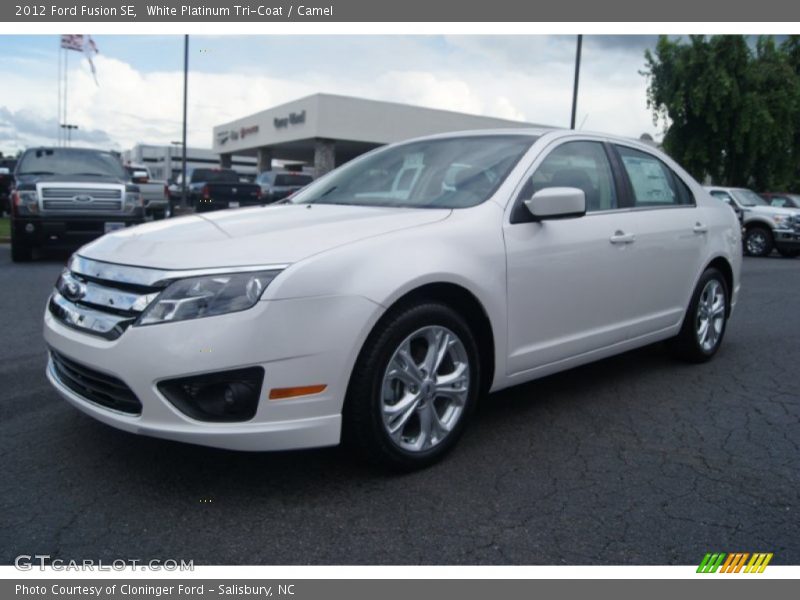 White Platinum Tri-Coat / Camel 2012 Ford Fusion SE