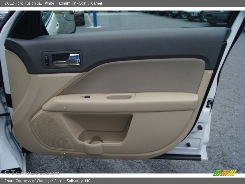 White Platinum Tri-Coat / Camel 2012 Ford Fusion SE