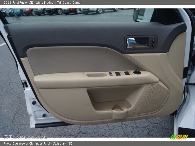 White Platinum Tri-Coat / Camel 2012 Ford Fusion SE