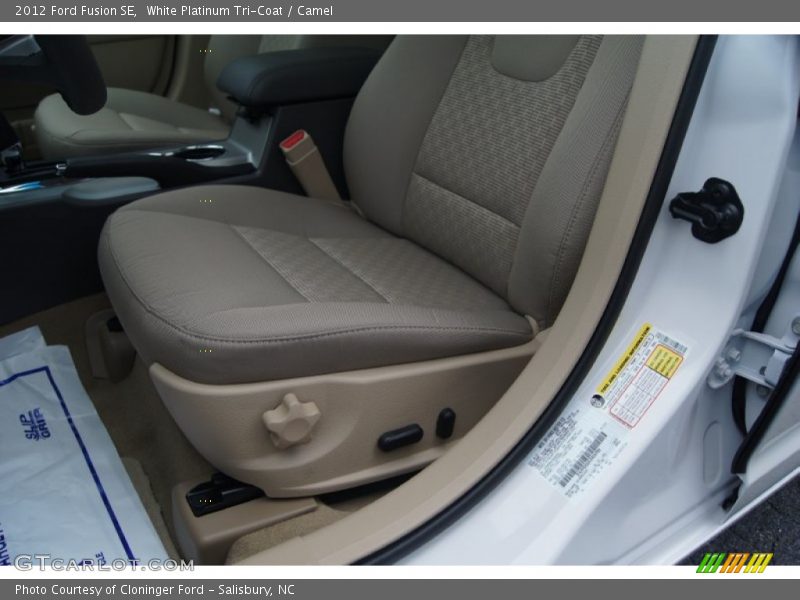 White Platinum Tri-Coat / Camel 2012 Ford Fusion SE