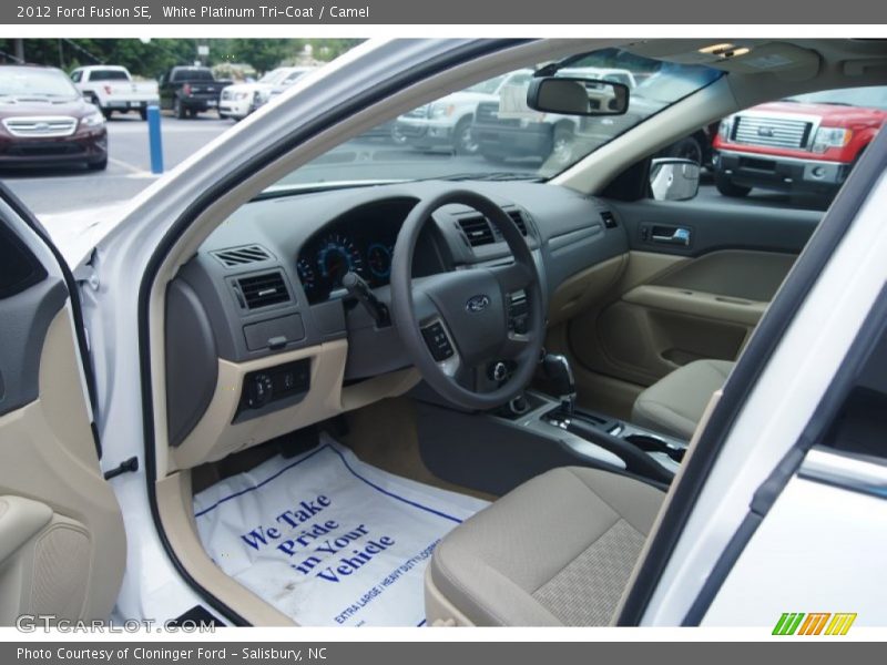 White Platinum Tri-Coat / Camel 2012 Ford Fusion SE