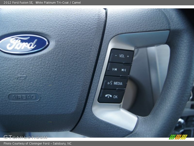 White Platinum Tri-Coat / Camel 2012 Ford Fusion SE