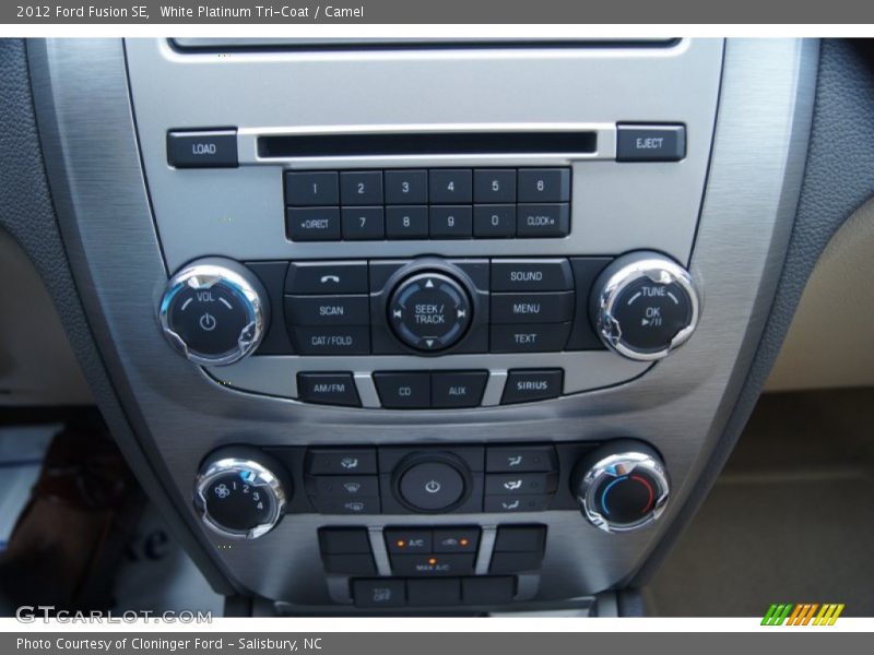 White Platinum Tri-Coat / Camel 2012 Ford Fusion SE