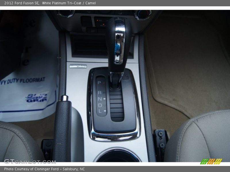 White Platinum Tri-Coat / Camel 2012 Ford Fusion SE