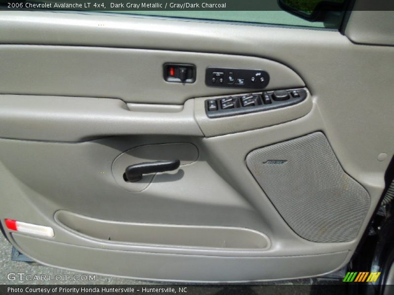 Dark Gray Metallic / Gray/Dark Charcoal 2006 Chevrolet Avalanche LT 4x4