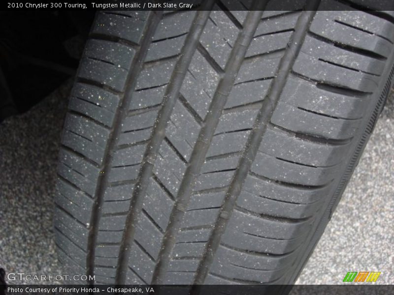 Tungsten Metallic / Dark Slate Gray 2010 Chrysler 300 Touring