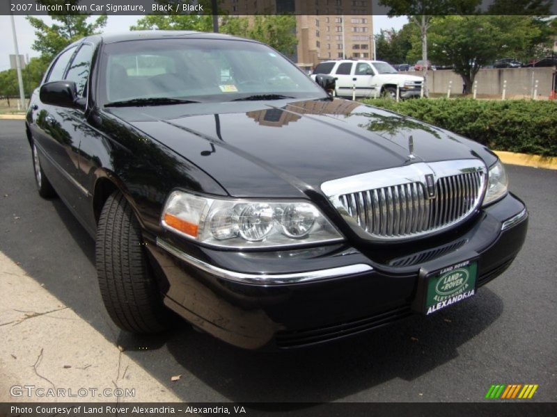 Black / Black 2007 Lincoln Town Car Signature