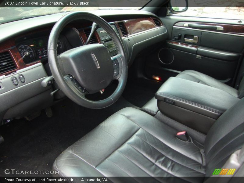 Black / Black 2007 Lincoln Town Car Signature