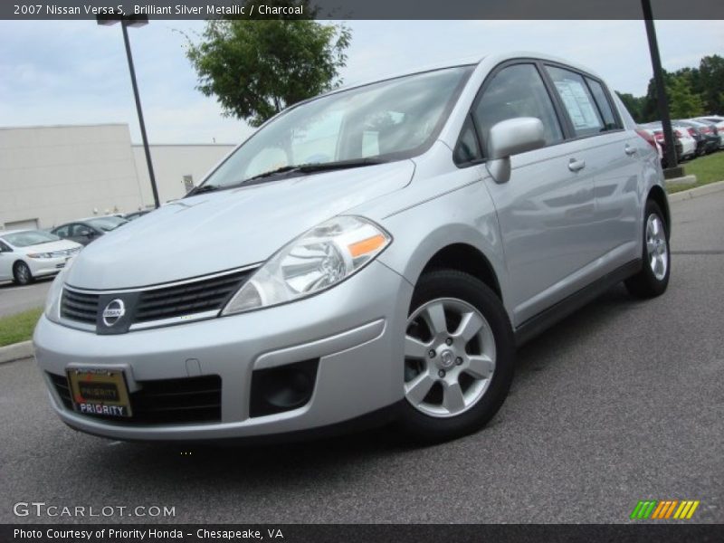 Brilliant Silver Metallic / Charcoal 2007 Nissan Versa S