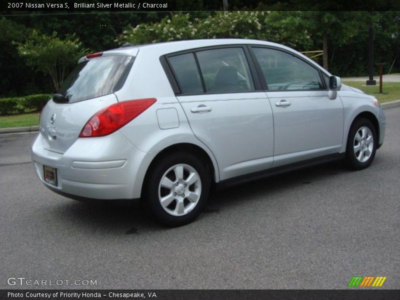 Brilliant Silver Metallic / Charcoal 2007 Nissan Versa S