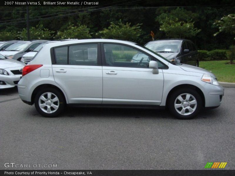 Brilliant Silver Metallic / Charcoal 2007 Nissan Versa S