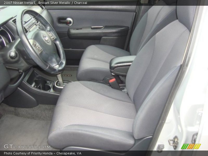Brilliant Silver Metallic / Charcoal 2007 Nissan Versa S