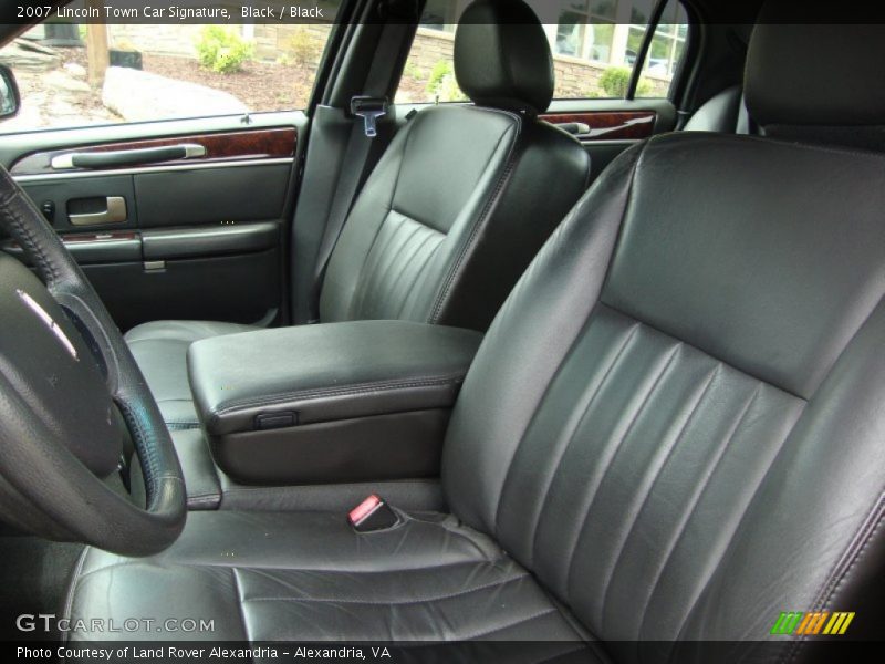Black / Black 2007 Lincoln Town Car Signature