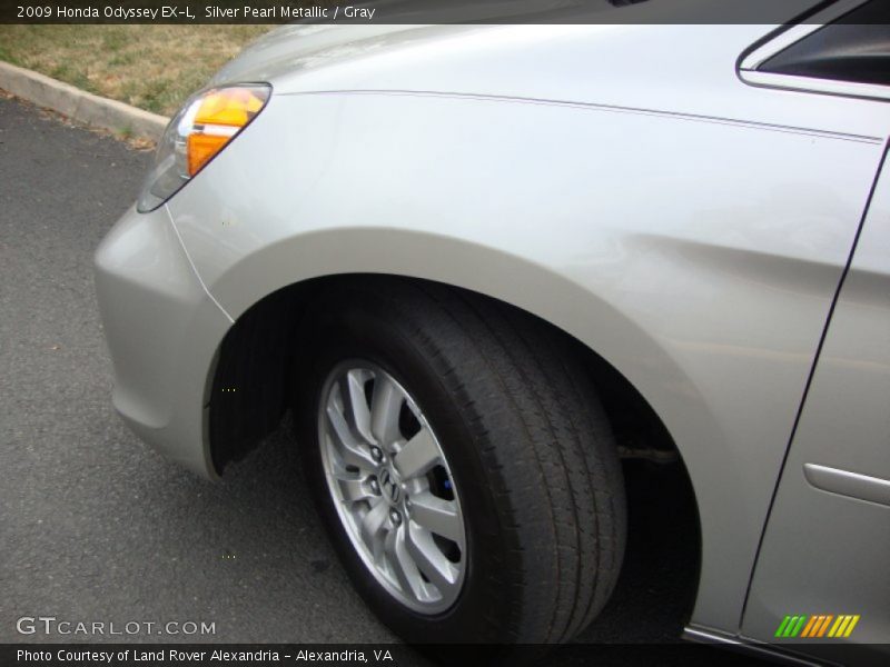 Silver Pearl Metallic / Gray 2009 Honda Odyssey EX-L