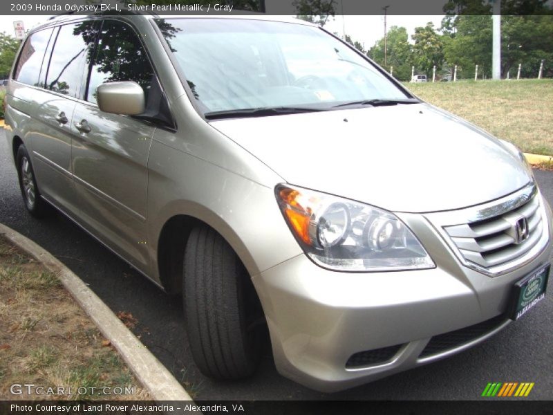 Silver Pearl Metallic / Gray 2009 Honda Odyssey EX-L