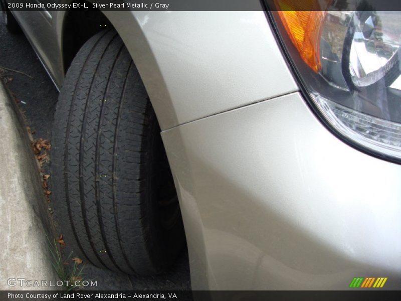 Silver Pearl Metallic / Gray 2009 Honda Odyssey EX-L