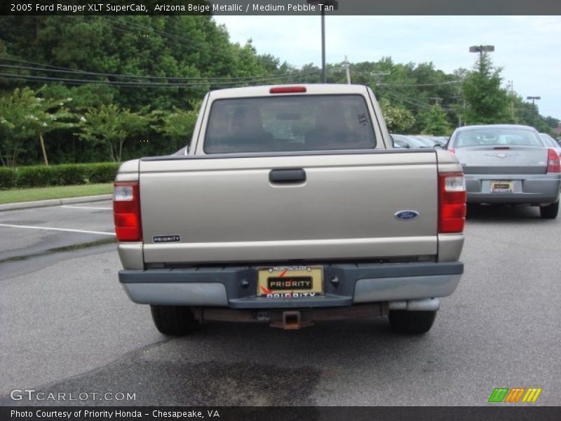 Arizona Beige Metallic / Medium Pebble Tan 2005 Ford Ranger XLT SuperCab