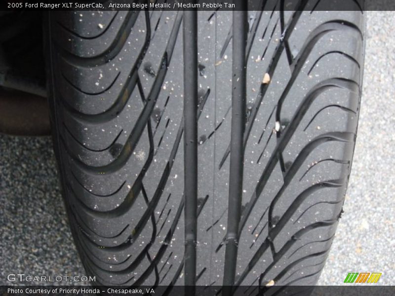 Arizona Beige Metallic / Medium Pebble Tan 2005 Ford Ranger XLT SuperCab