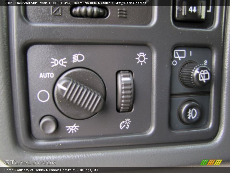 Bermuda Blue Metallic / Gray/Dark Charcoal 2005 Chevrolet Suburban 1500 LT 4x4