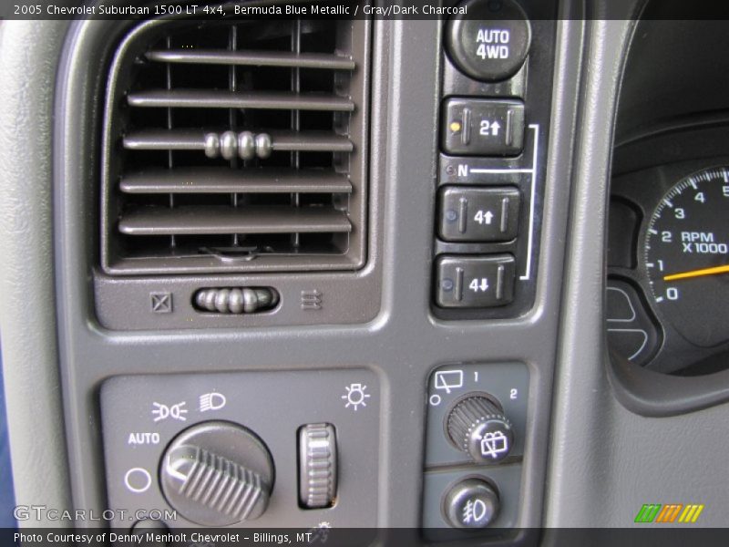 Bermuda Blue Metallic / Gray/Dark Charcoal 2005 Chevrolet Suburban 1500 LT 4x4