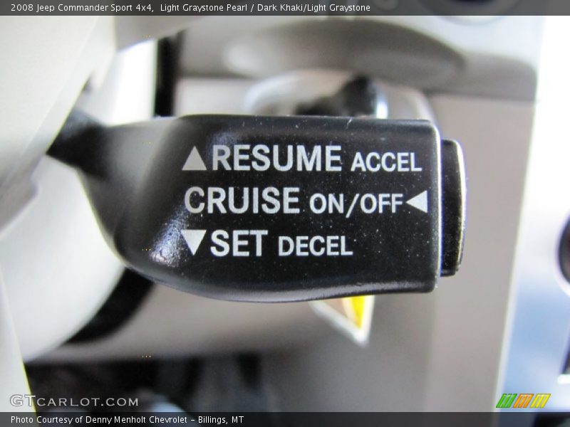 Light Graystone Pearl / Dark Khaki/Light Graystone 2008 Jeep Commander Sport 4x4