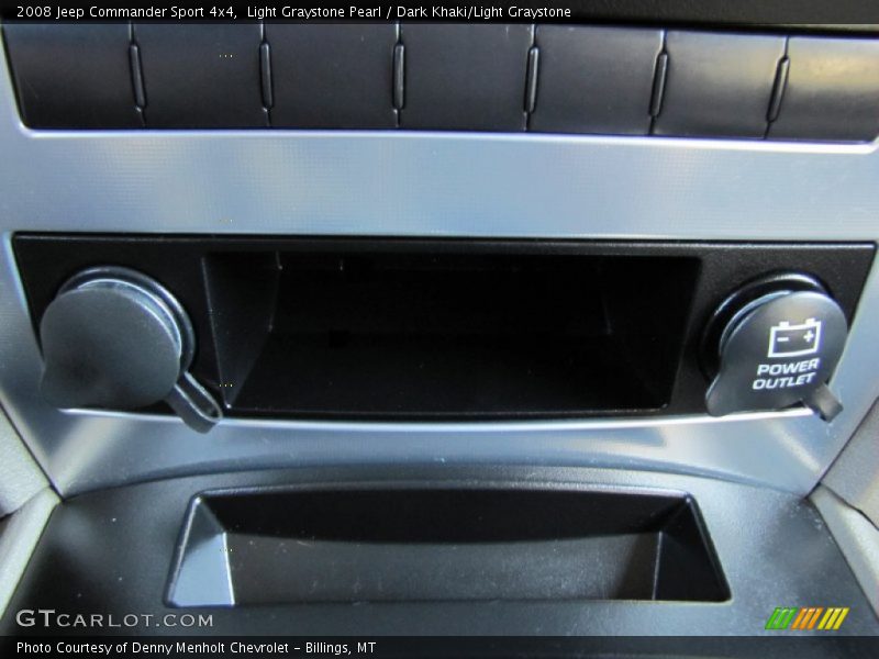 Light Graystone Pearl / Dark Khaki/Light Graystone 2008 Jeep Commander Sport 4x4