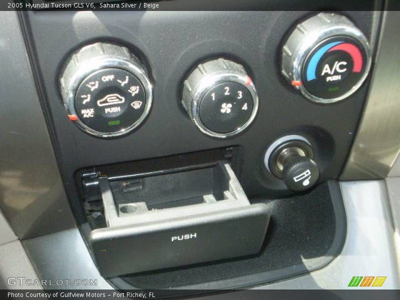 Sahara Silver / Beige 2005 Hyundai Tucson GLS V6