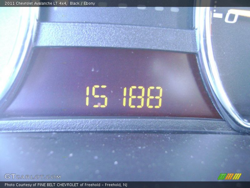 Black / Ebony 2011 Chevrolet Avalanche LT 4x4