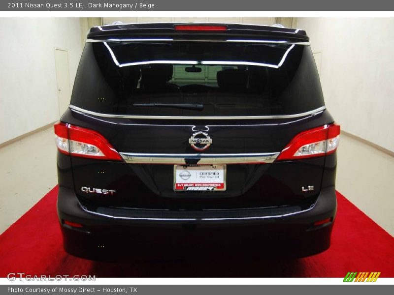 Dark Mahogany / Beige 2011 Nissan Quest 3.5 LE