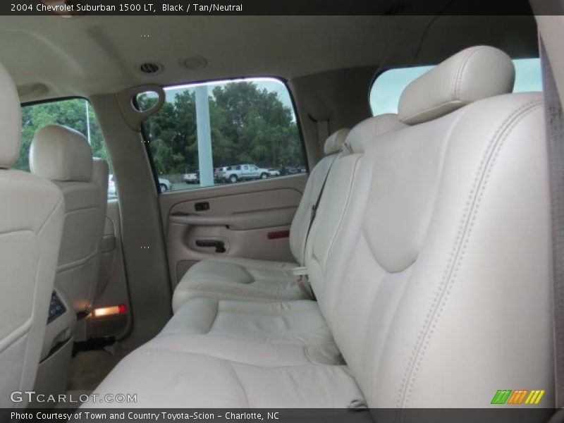 Black / Tan/Neutral 2004 Chevrolet Suburban 1500 LT