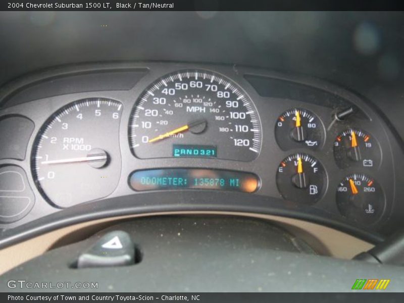 Black / Tan/Neutral 2004 Chevrolet Suburban 1500 LT