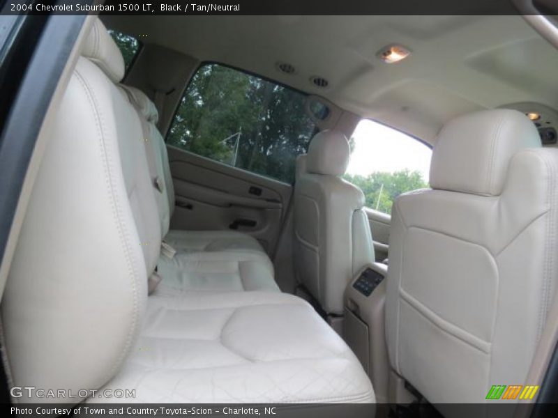 Black / Tan/Neutral 2004 Chevrolet Suburban 1500 LT