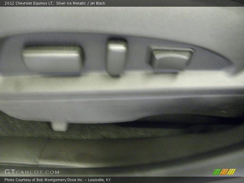 Silver Ice Metallic / Jet Black 2012 Chevrolet Equinox LT