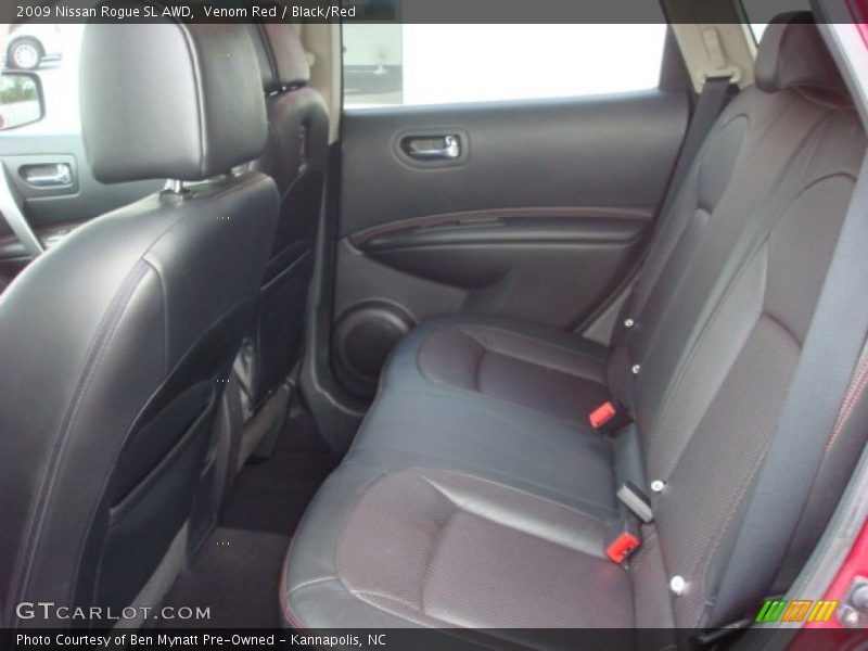 Venom Red / Black/Red 2009 Nissan Rogue SL AWD